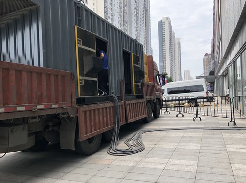 松潘柴油发电机空气滤清器在不同季节的更换周期是否有差异？