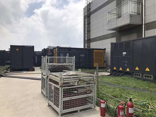松潘除了定期检查，还有哪些方法可以及时发现接触式转速表探头的磨损？